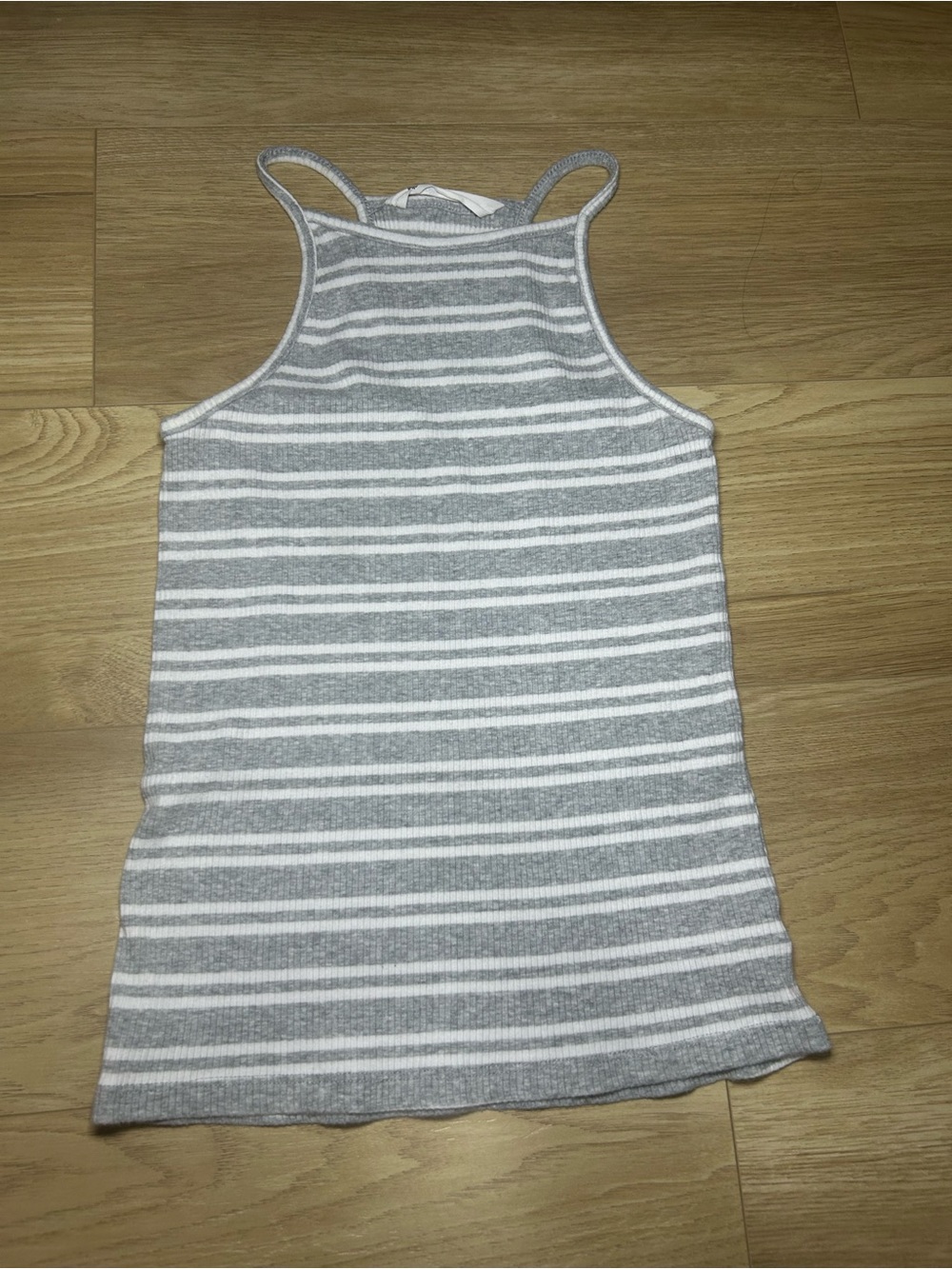 Bluenotes Light Gray & White Ribbed Strappy Tank